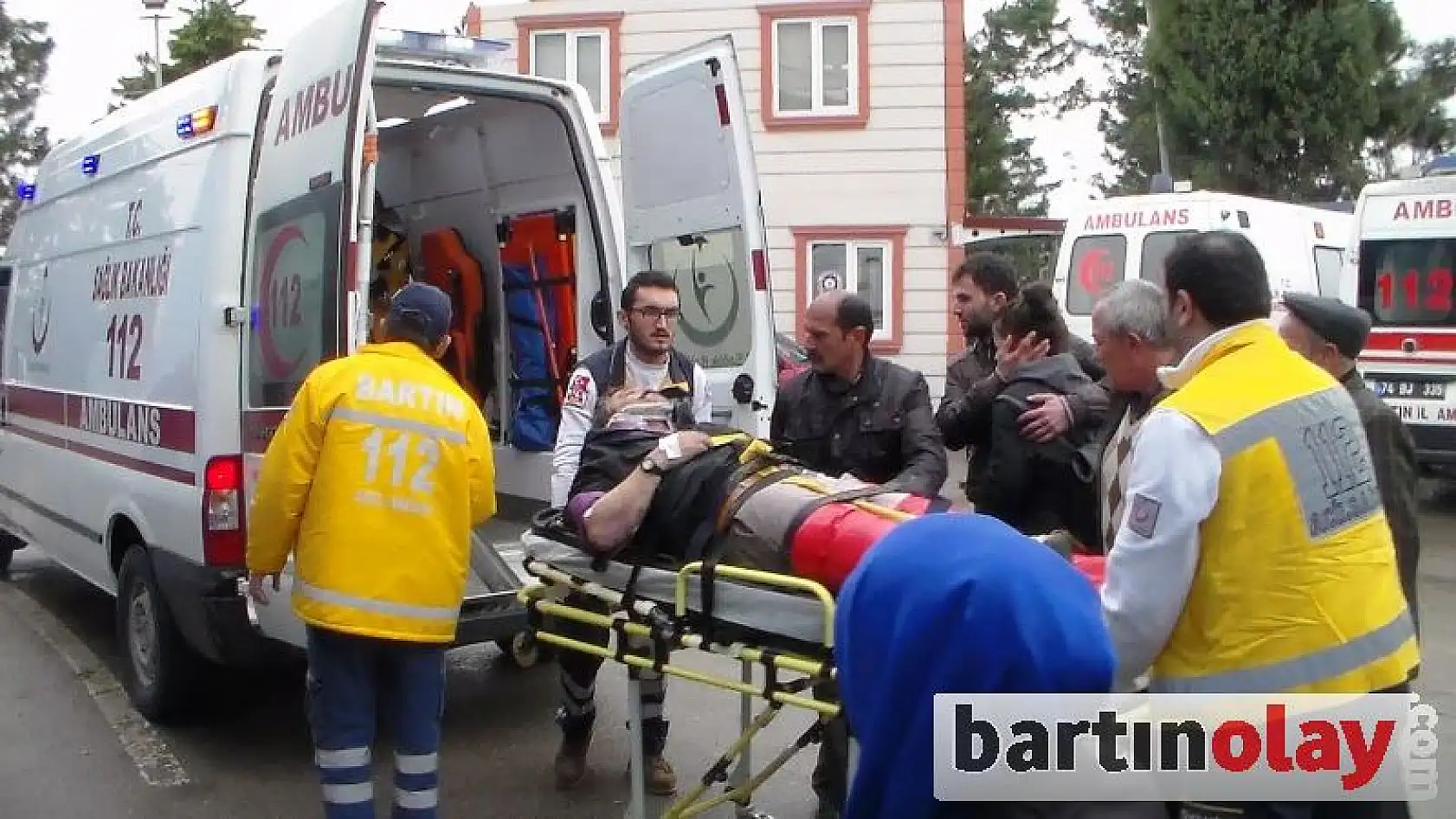 Ulus'ta Trafik Kazası, 4 Yaralı