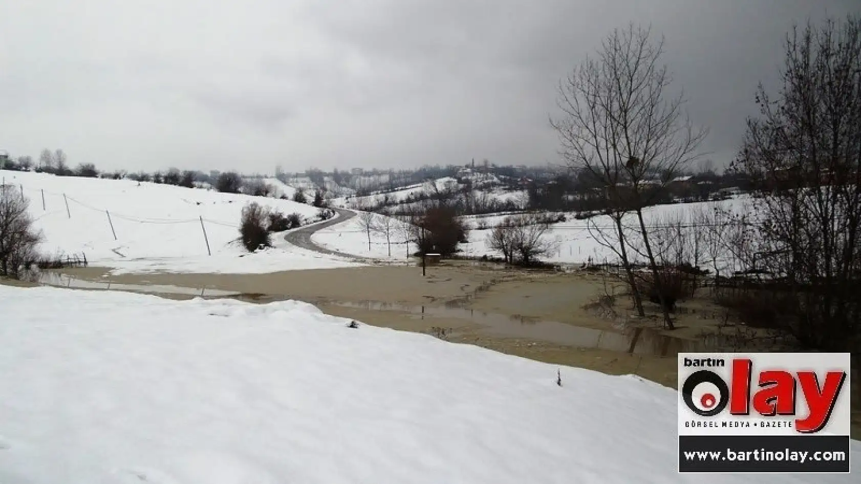 Drazlarda Eski Yol Sular Altında