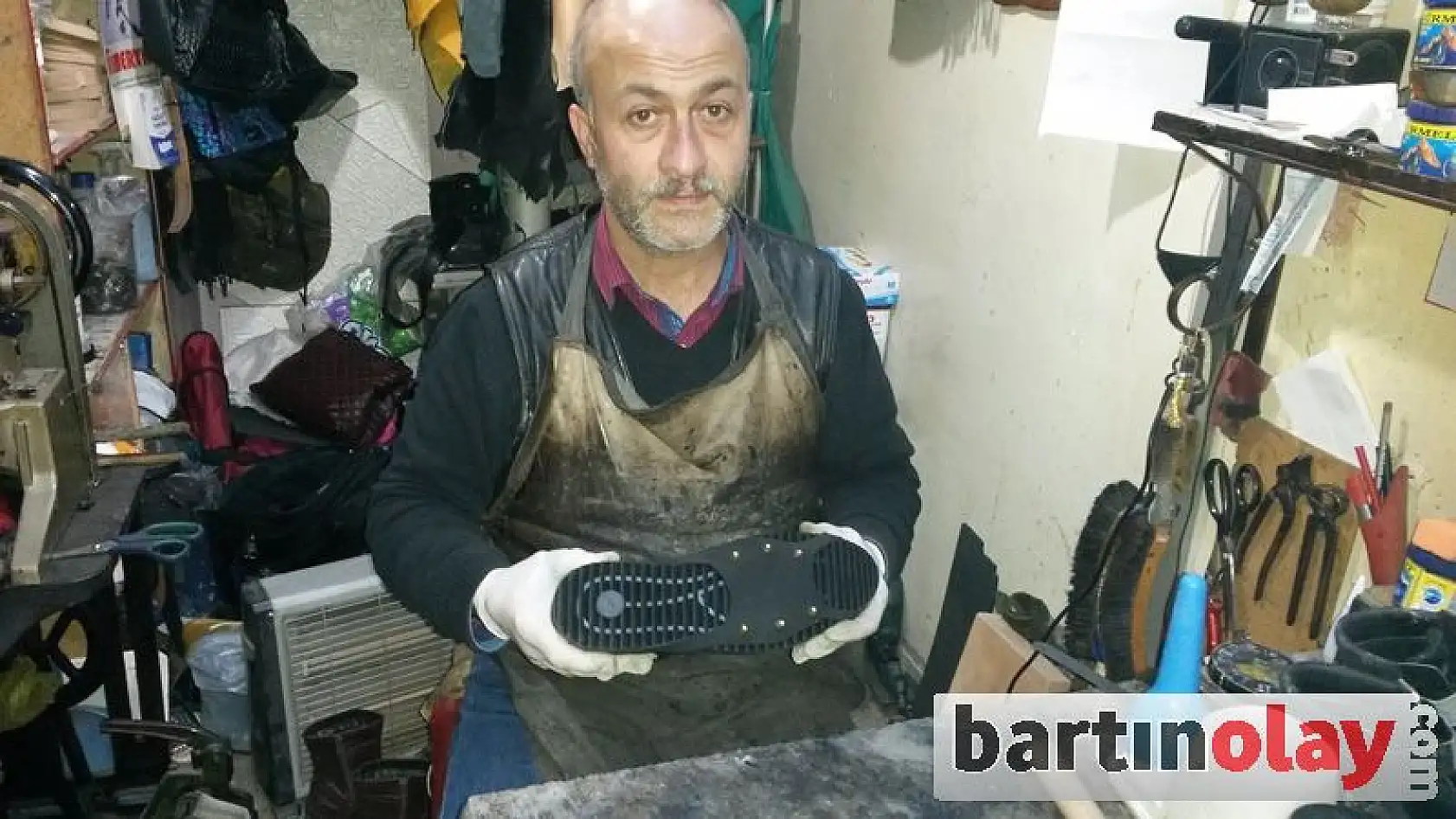 Bartınlı ayakkabıcıdan çivili takmatik