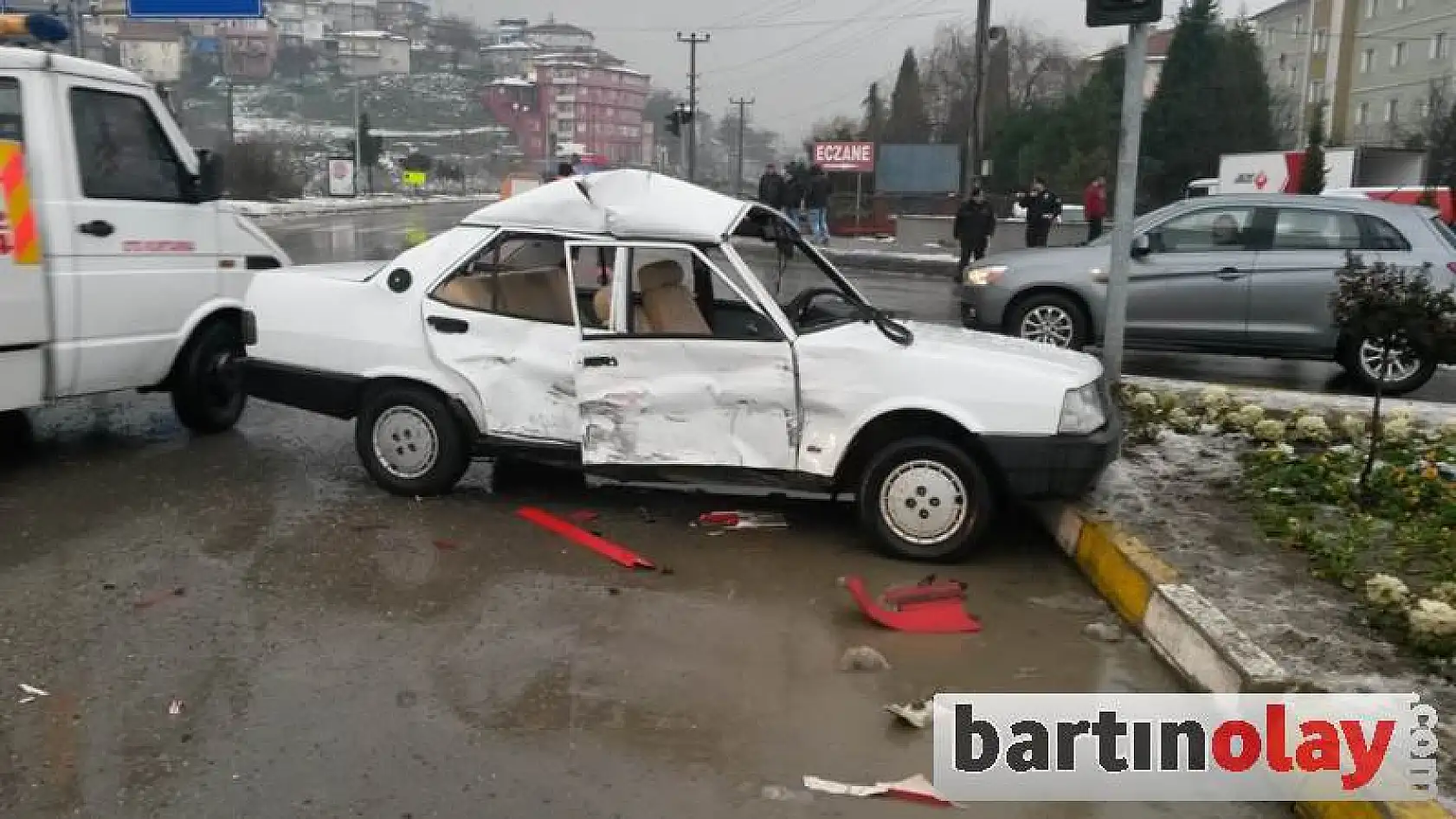 Çatmaca kavşağında feci kaza