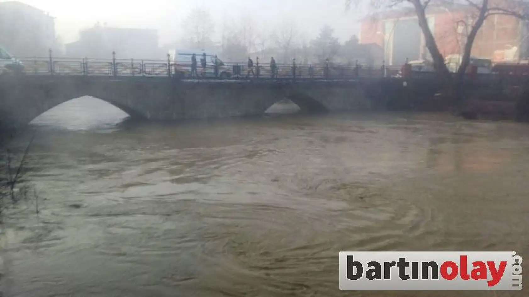 Bartın ırmağında tehlikeli yükseliş