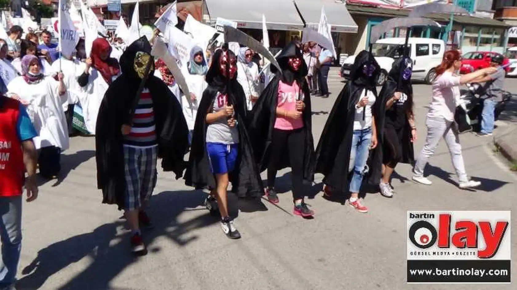 TERMİK SANTRALE KARŞI İTİRAZ DİLEKÇELERİ TESLİM EDİLDİ