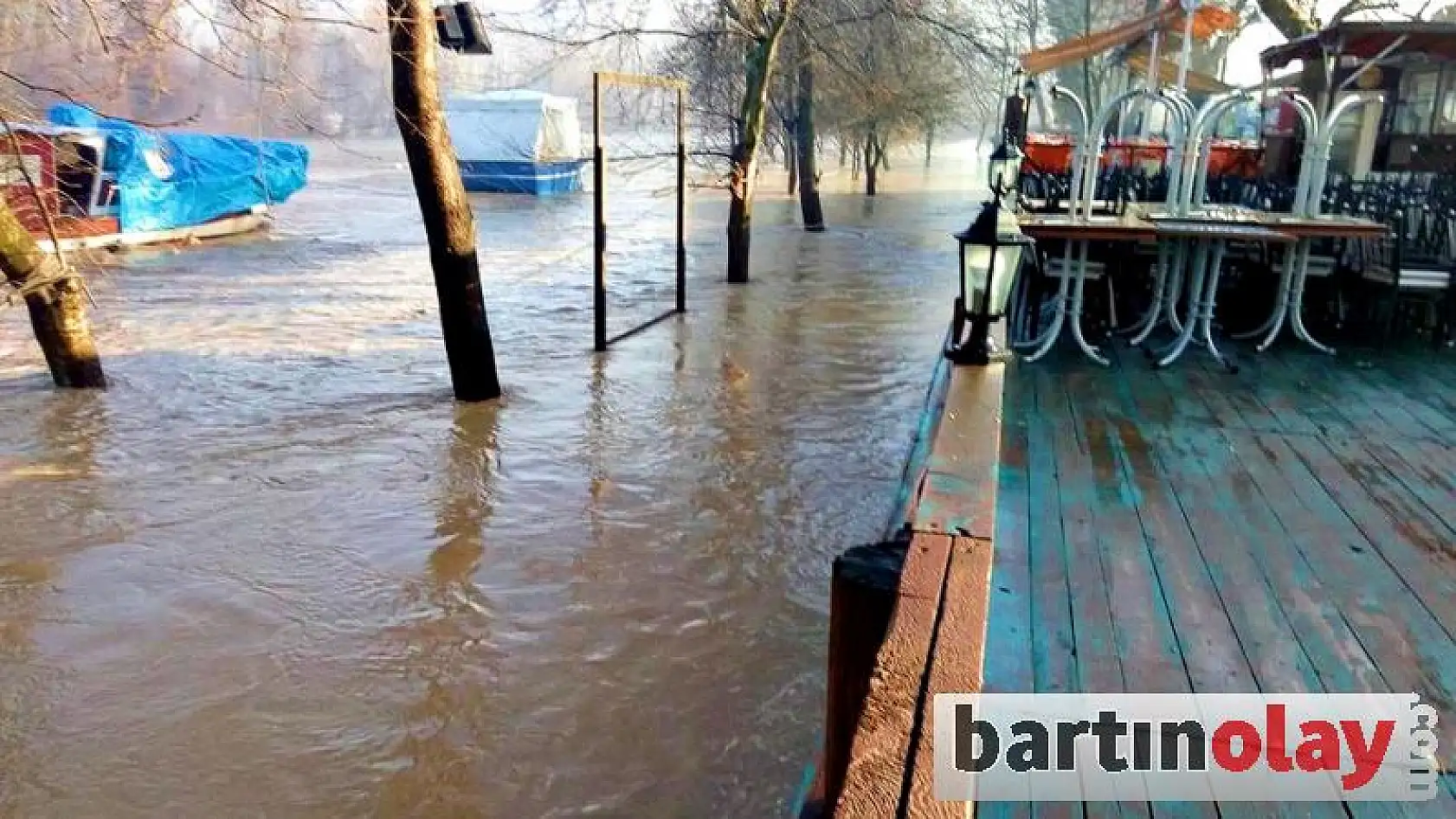 Bartın ırmağında tehlikeli yükseliş