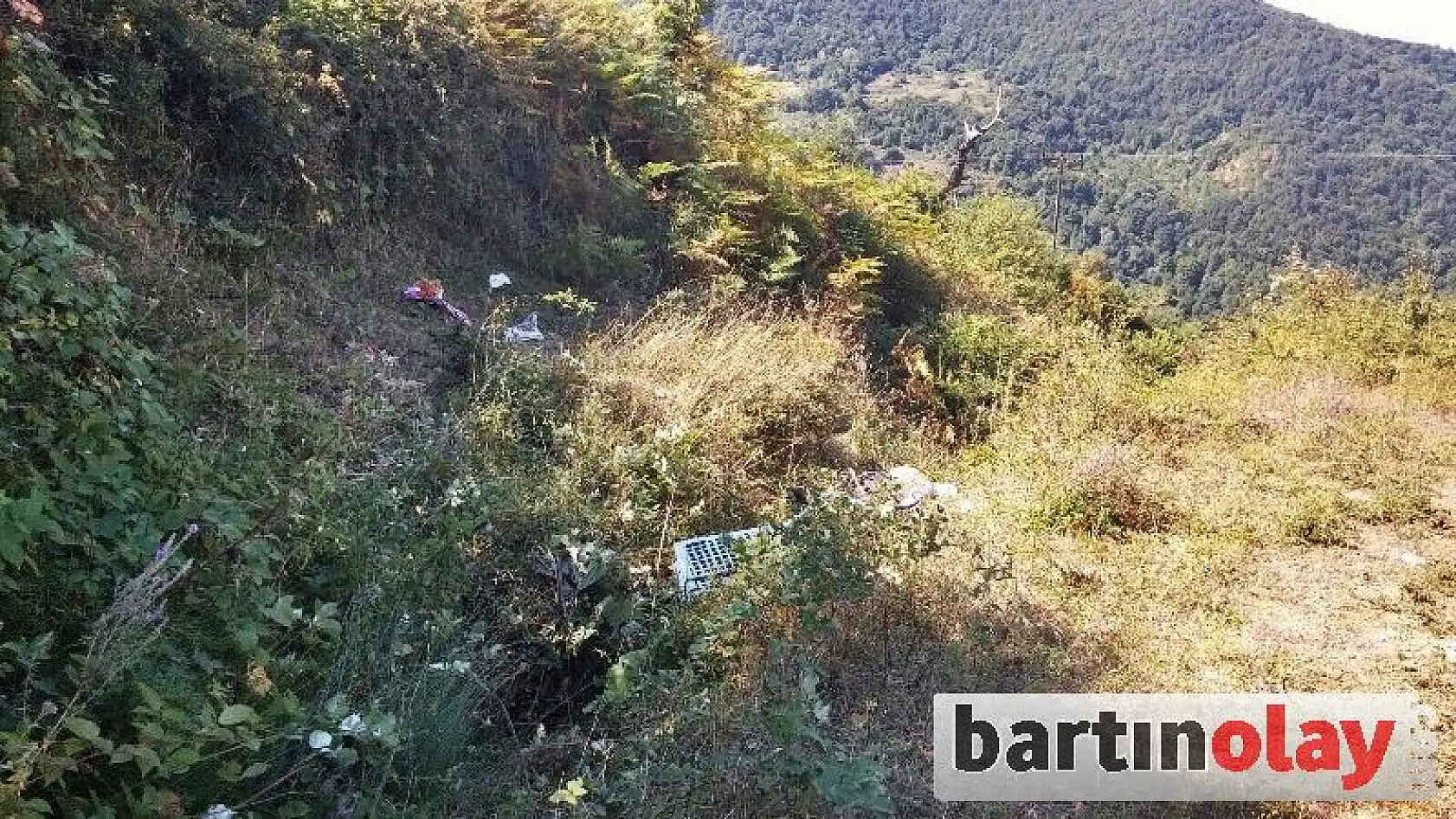 Motosiklet devrildi, 2 yaralı