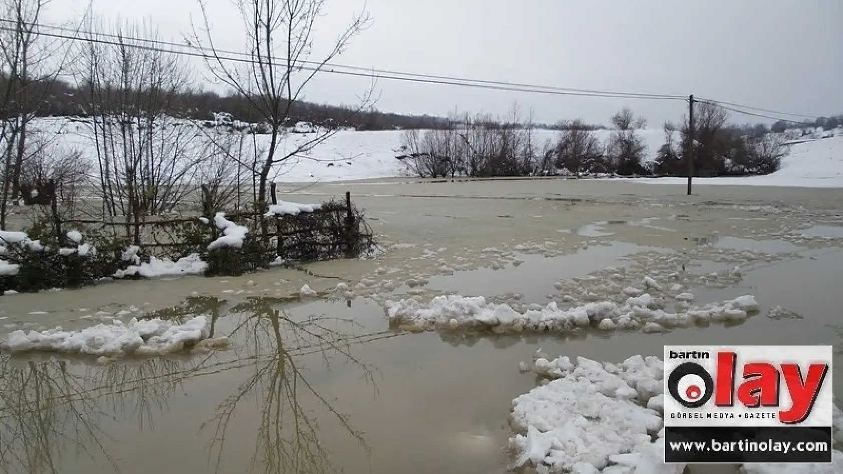 Drazlarda Eski Yol Sular Altında