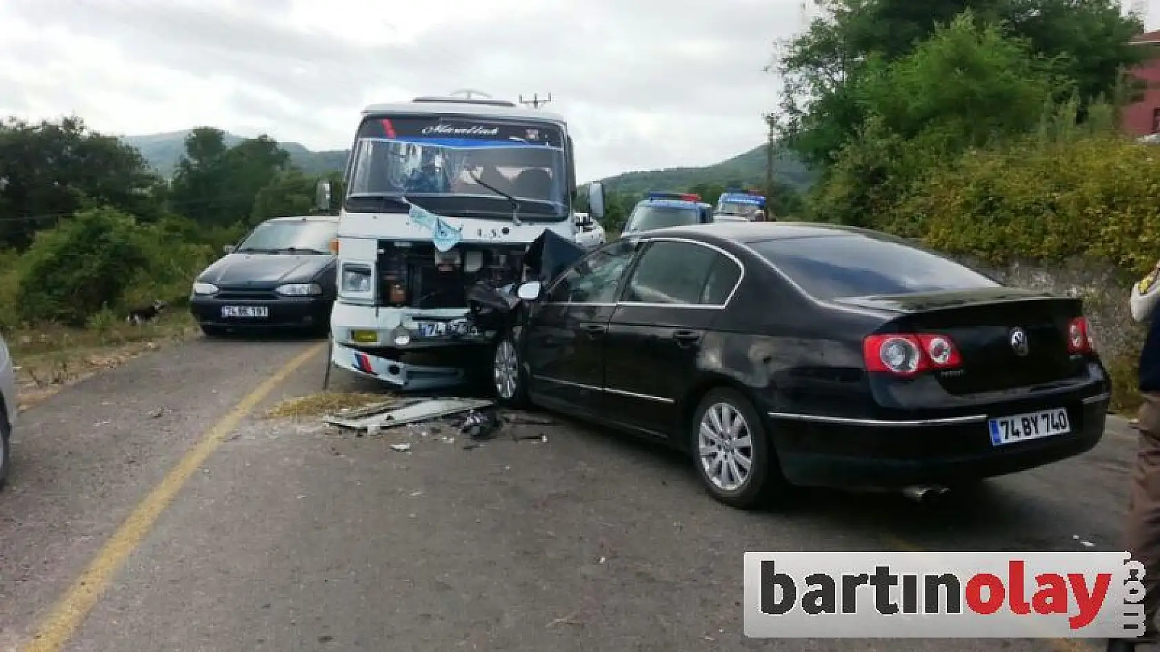 Mugada yolunda feci kaza:11 yaralı
