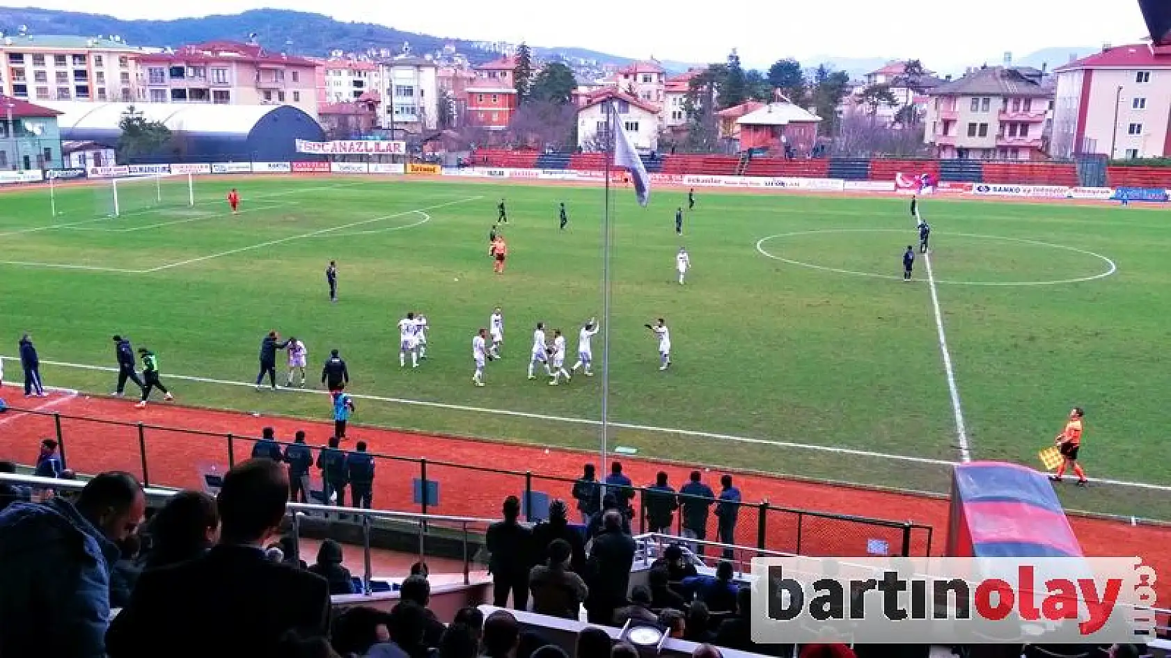 Bartınspor liderliğe yükseldi 