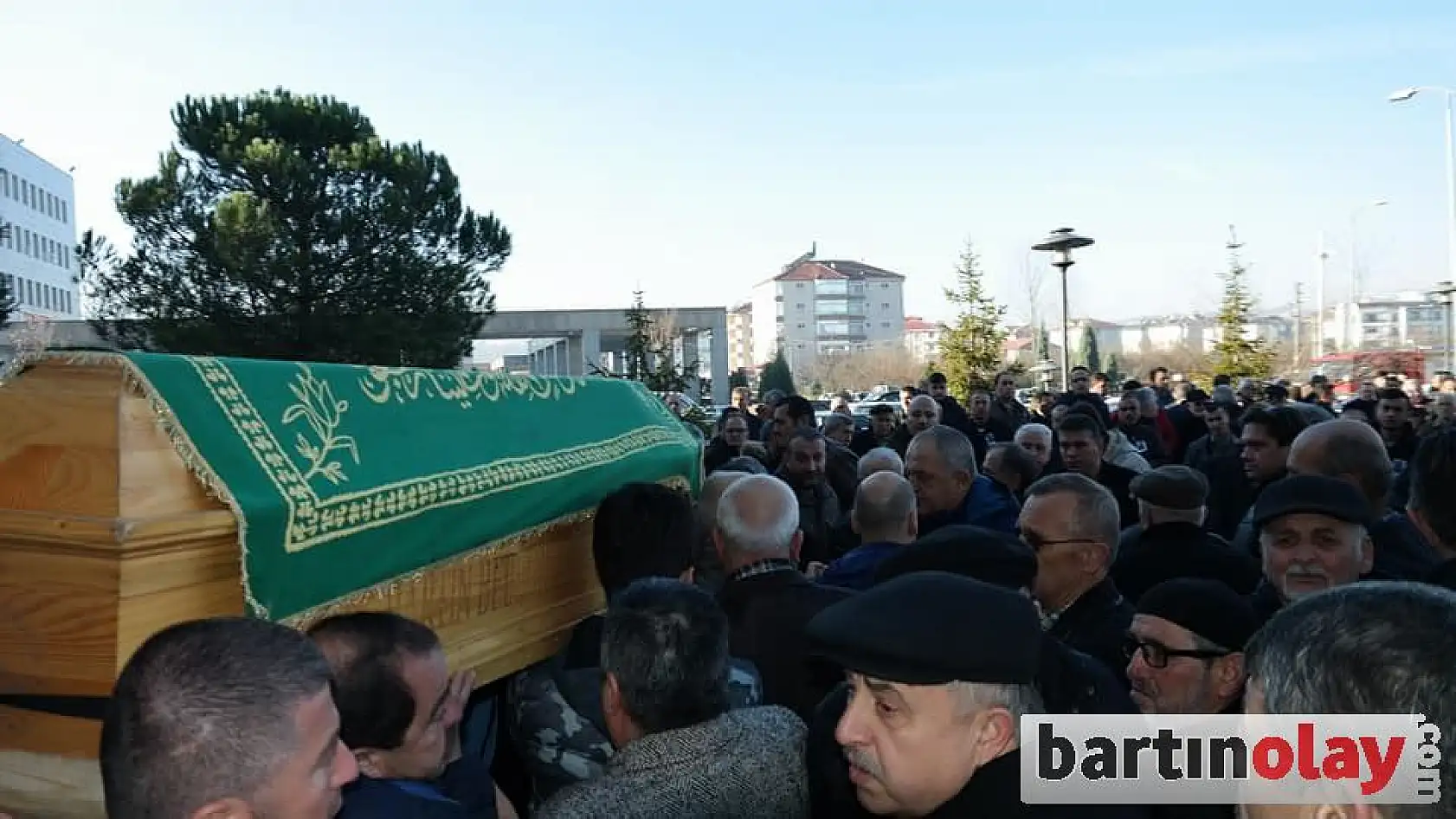 Altıntel gözyaşları arasında uğurlandı