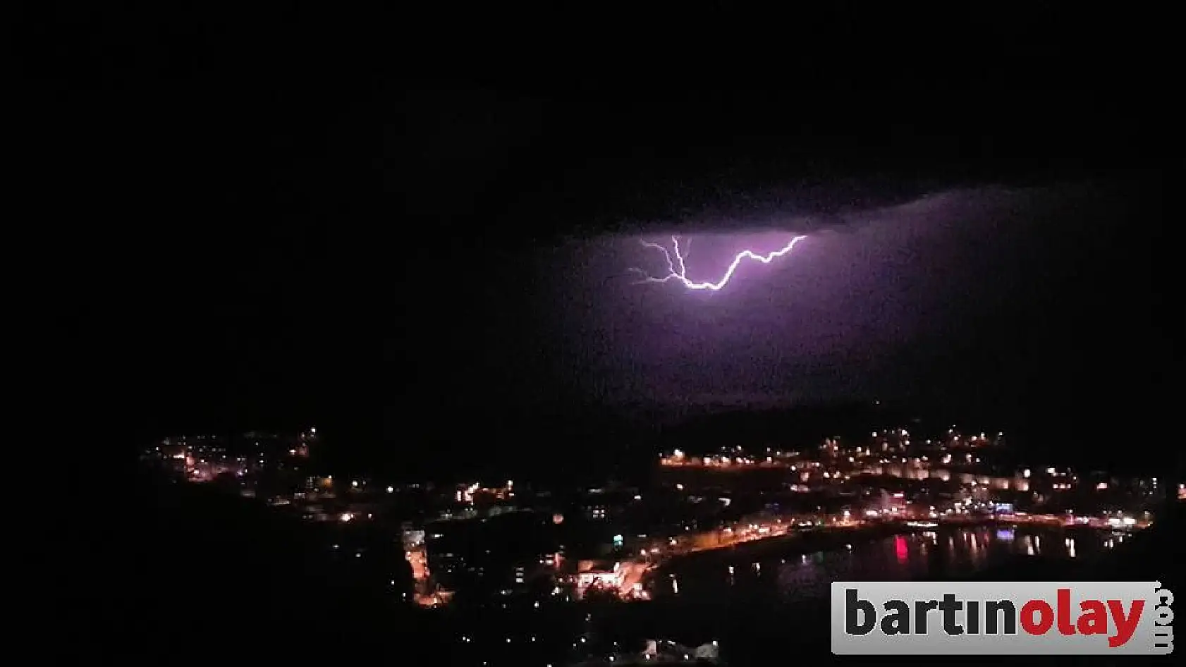 Amasra semalarında şimşek resitali 