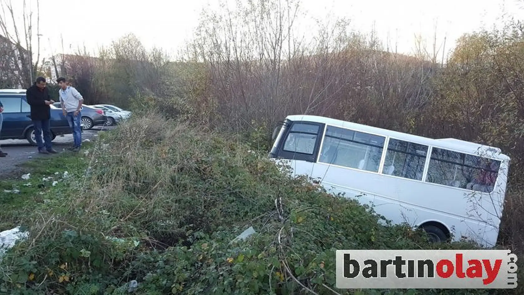 Az kalsın ırmağa düşüyordu