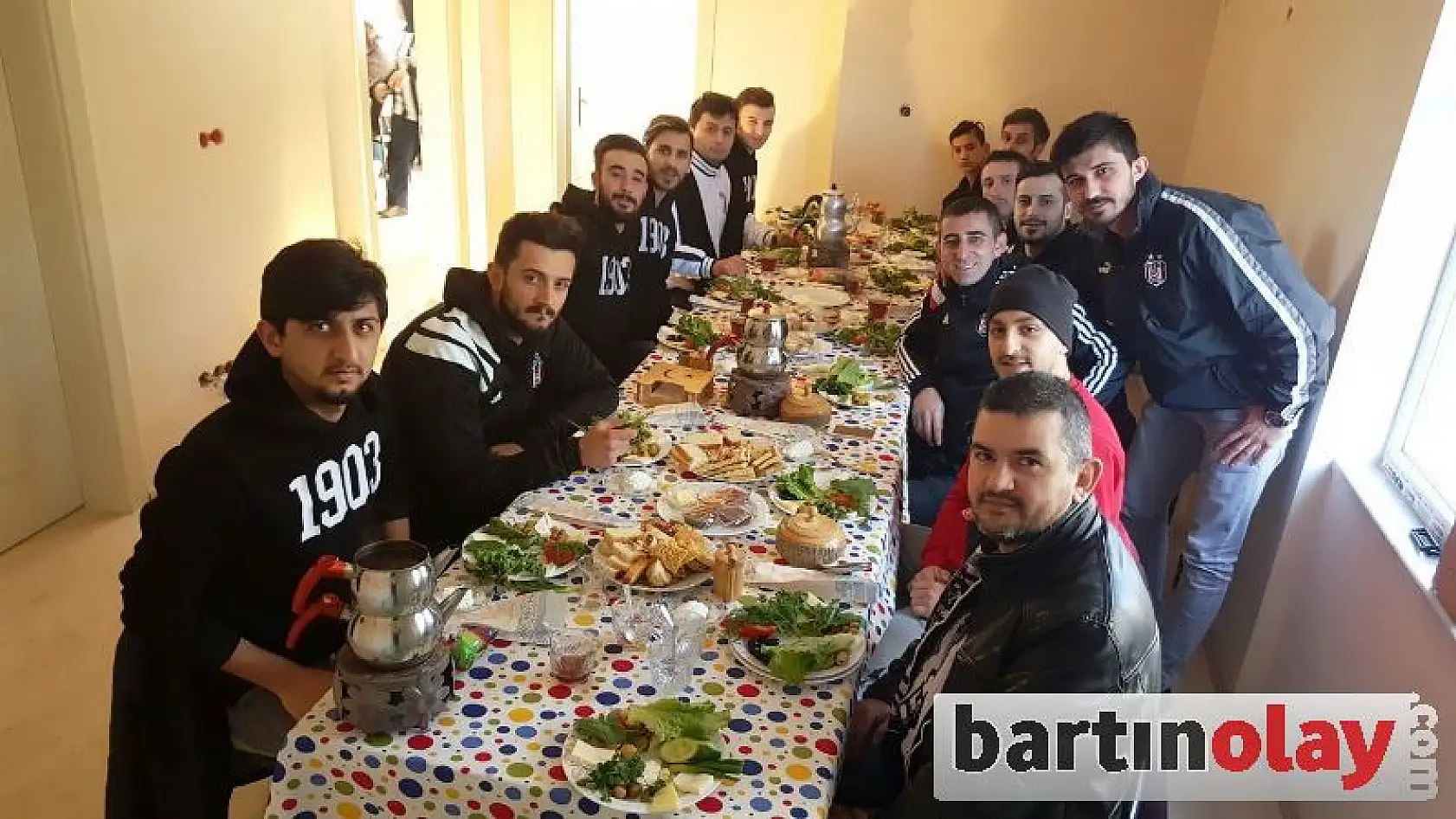 Bartın Çarşı'dan şehit ailesine anlamlı ziyaret