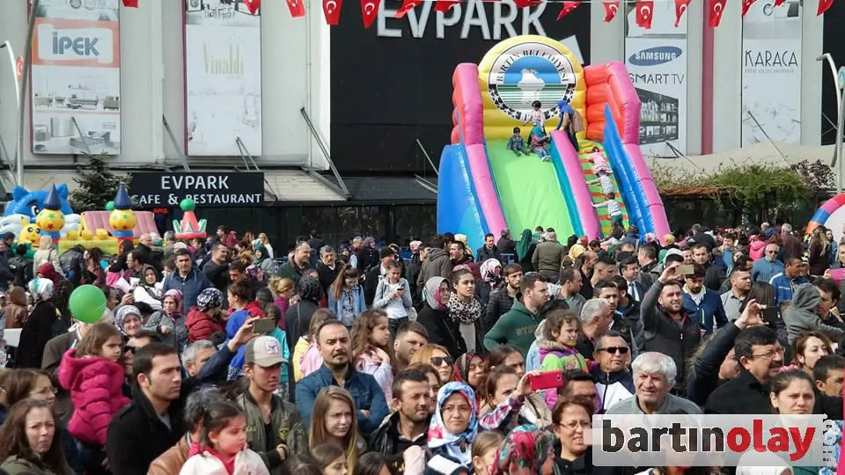 Bartın'da 23 nisan coşkusu