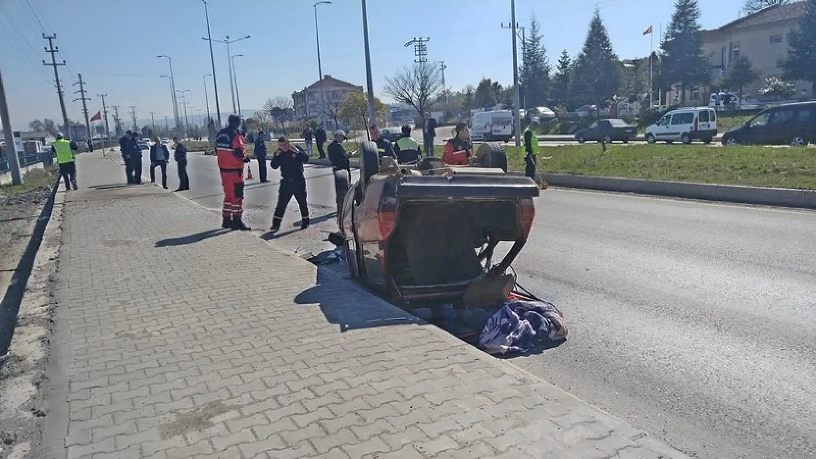 Bartın'da kazalar peş peşe, 4 yaralı