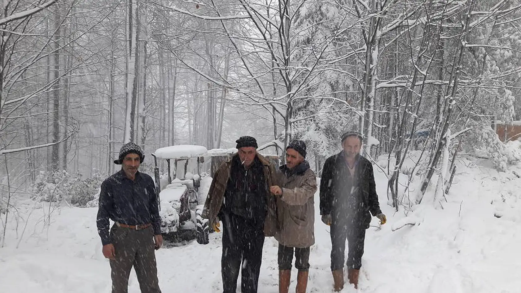 Bartın'da Yüksek Kesimlere Kar Yağdı