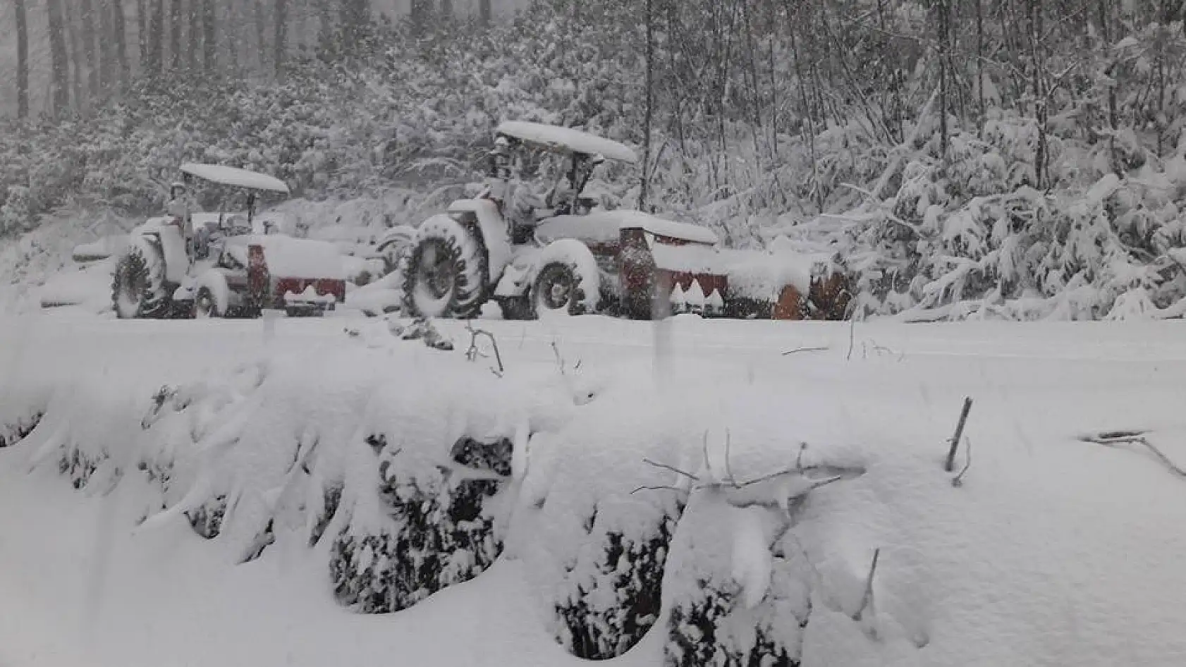 Bartın'da Yüksek Kesimlere Kar Yağdı