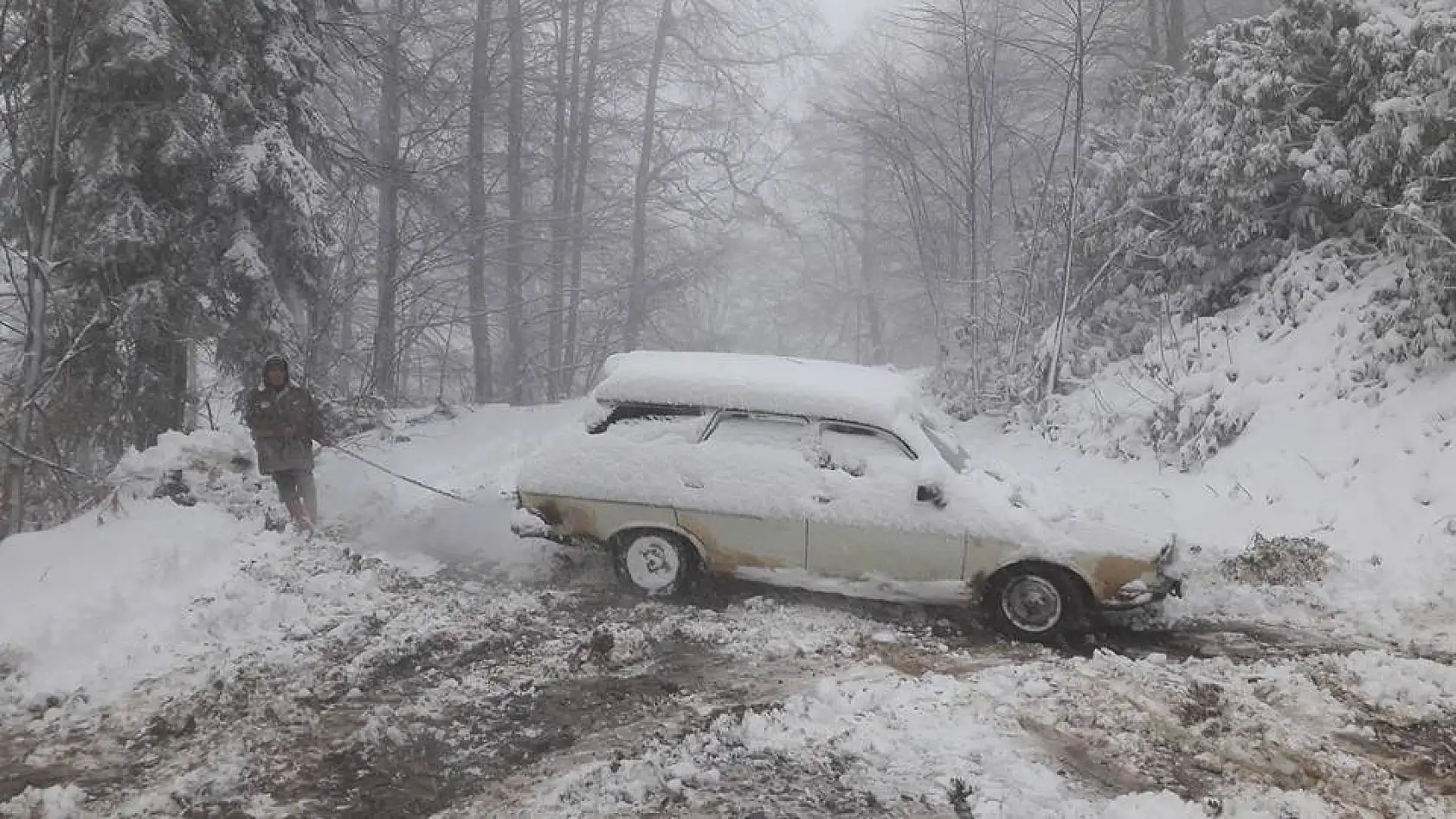 Bartın'da Yüksek Kesimlere Kar Yağdı