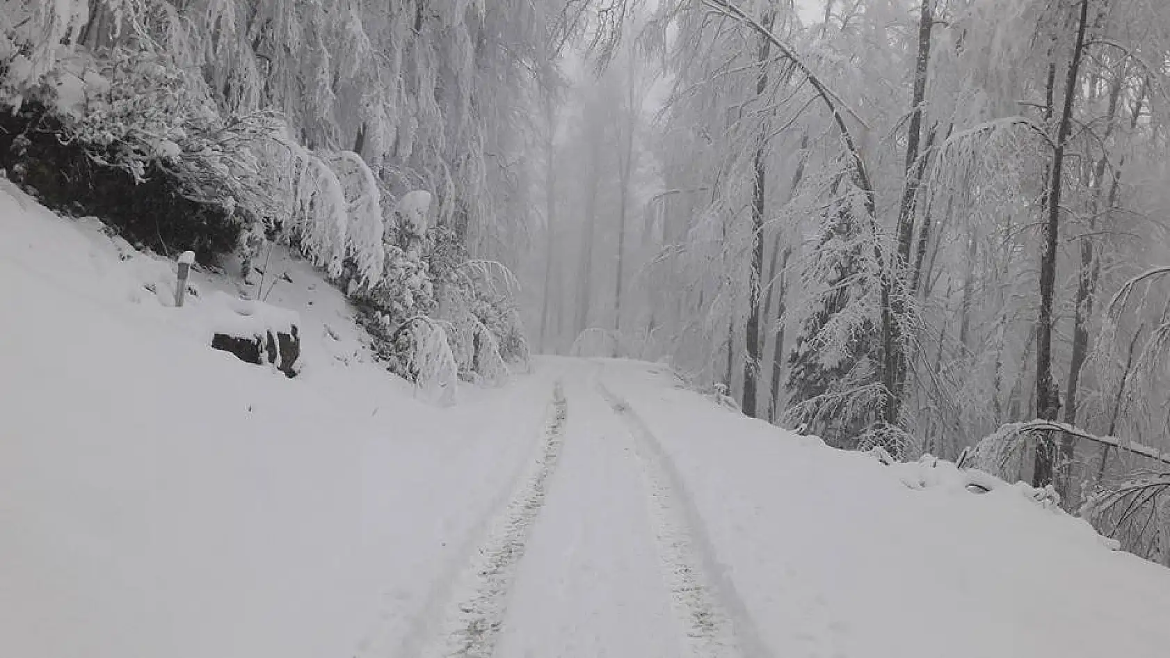 Bartın'da Yüksek Kesimlere Kar Yağdı