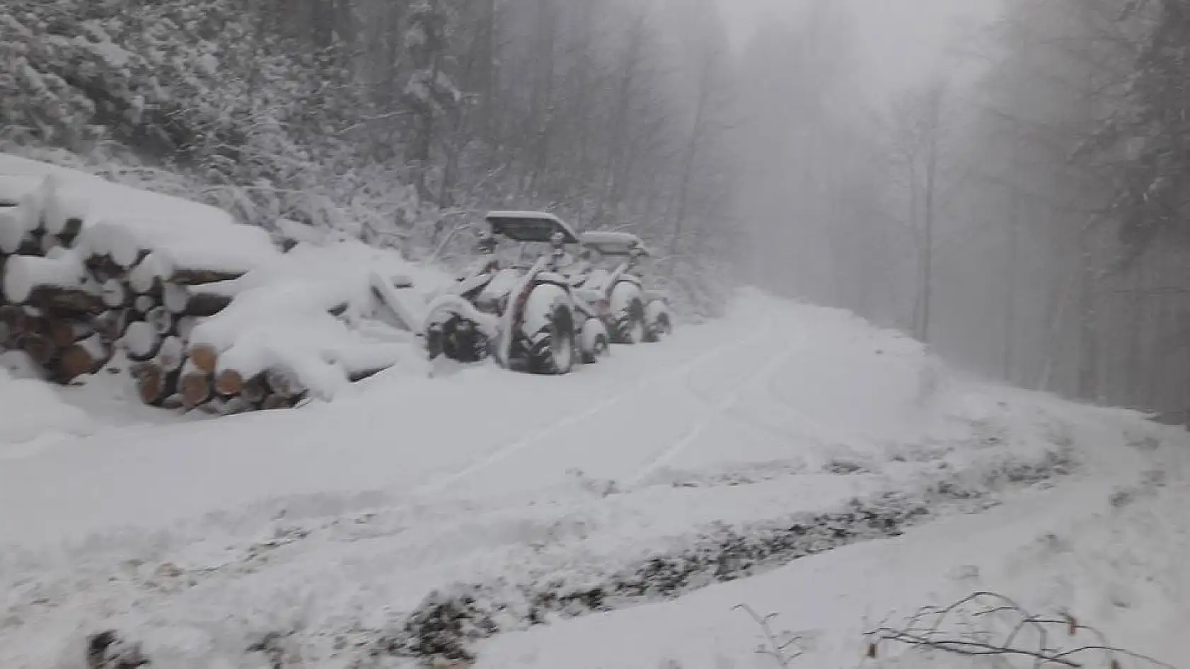 Bartın'da Yüksek Kesimlere Kar Yağdı