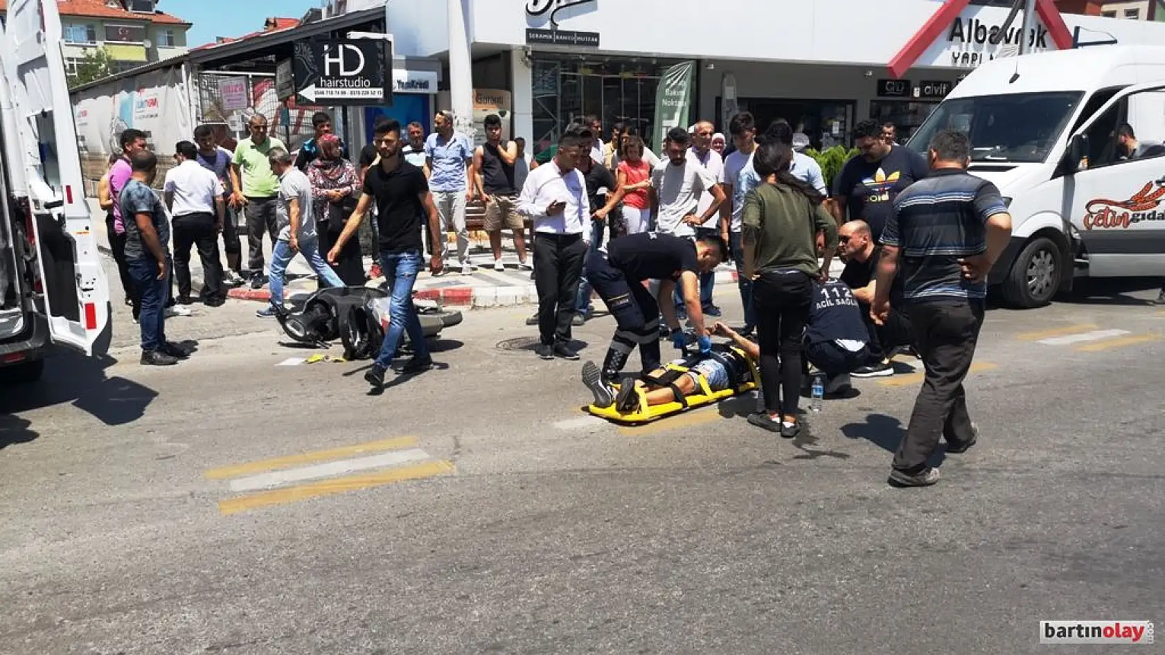 Bulvarda kaza, çarpıştılar