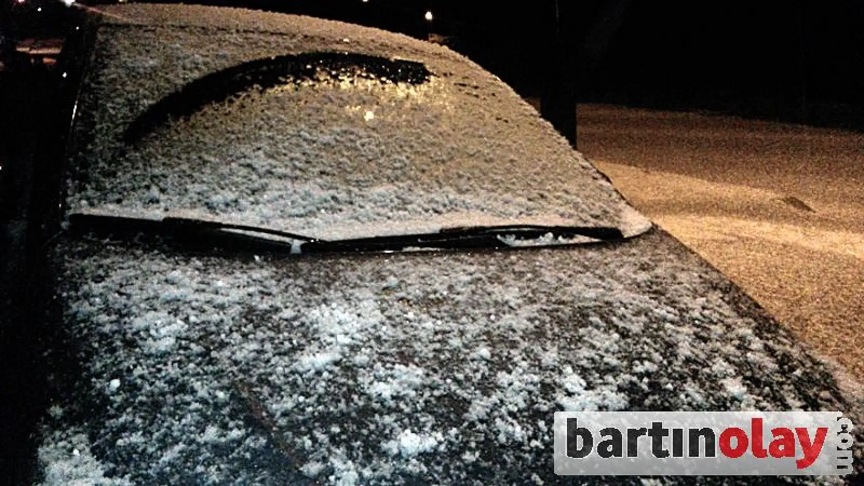 Fındık büyüklüğünde dolu yağdı