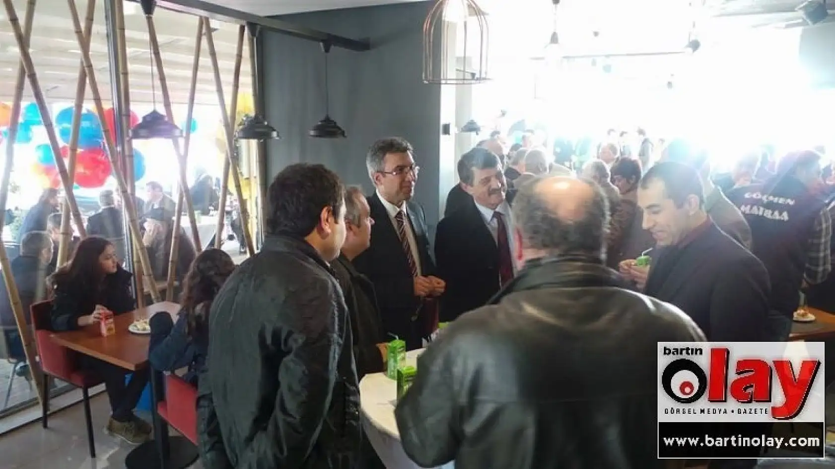 BON MARCHE CAFE RESTAURANT