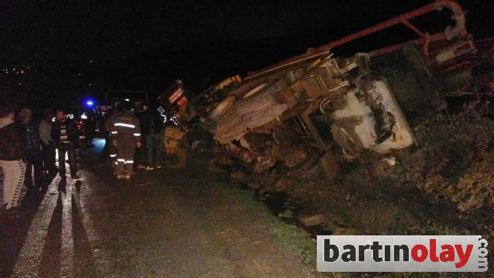 Freni patlayan kamyon dehşet saçtı