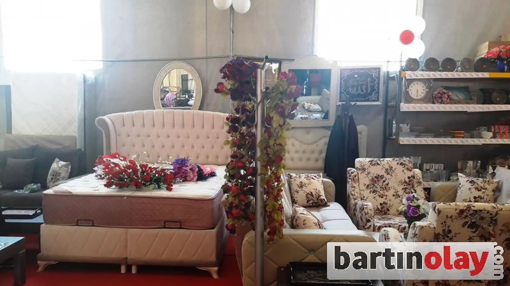 Geleneksel Hayır Çarşısı Açıldı