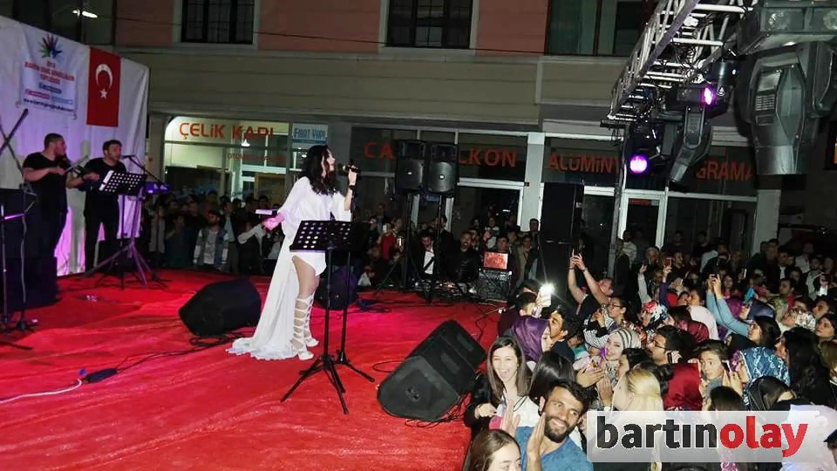 Hıdrellez coşku içinde kutlandı