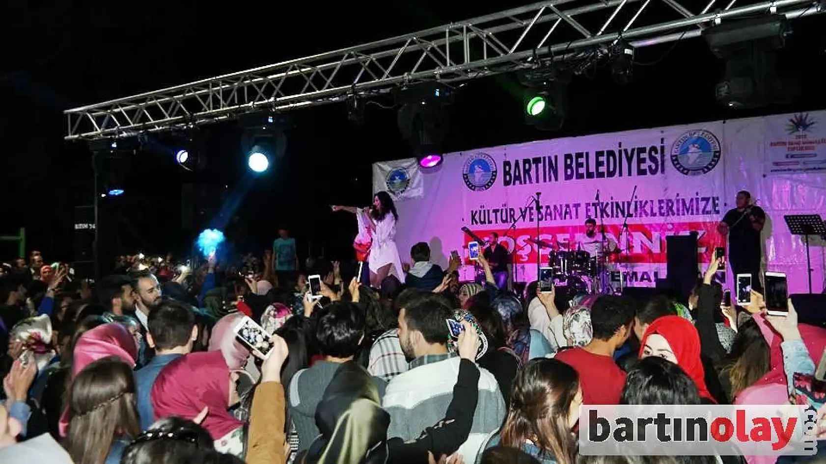 Hıdrellez coşku içinde kutlandı