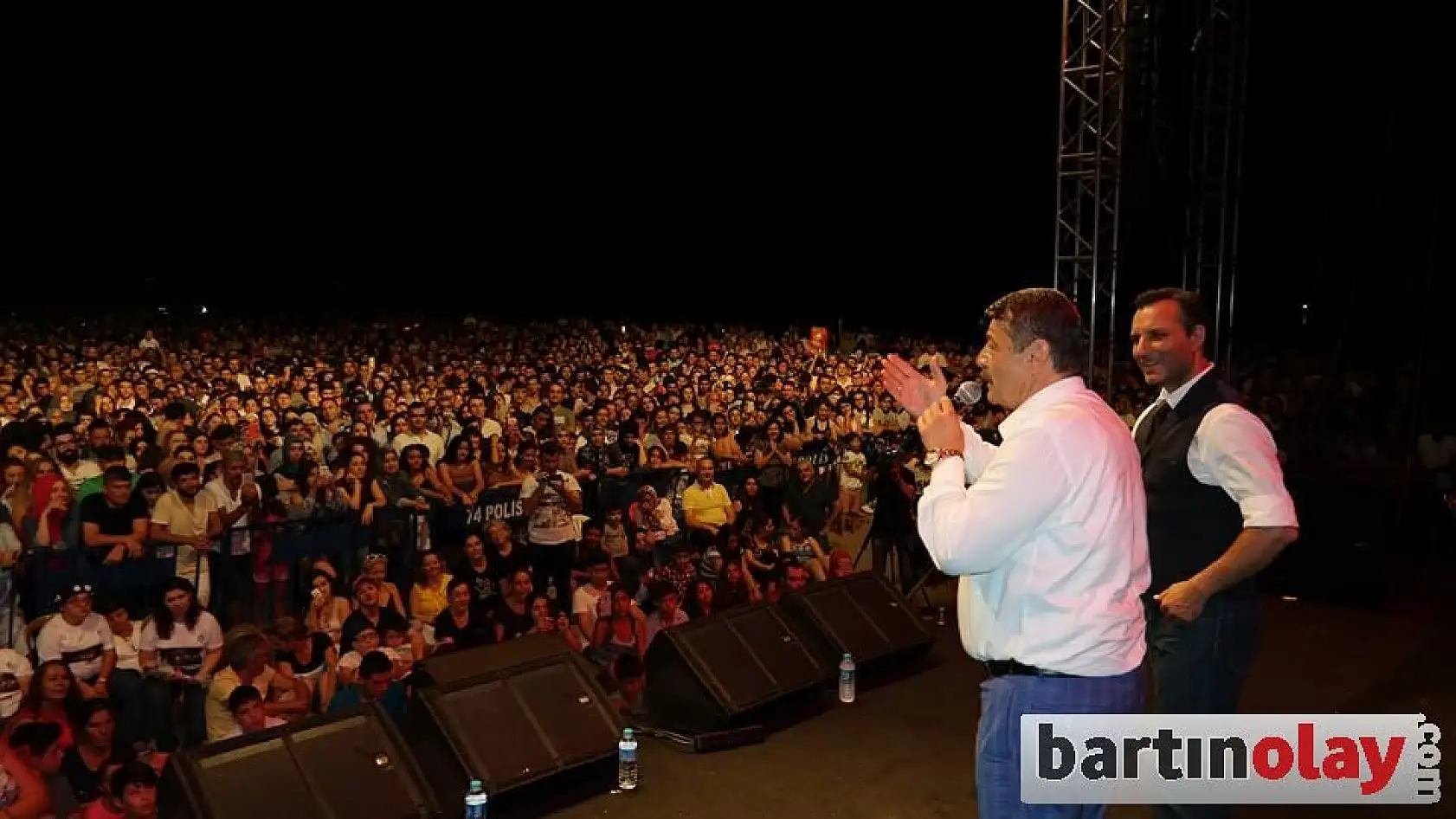 İnkumu'nda Rafet El Roman Coşkusu