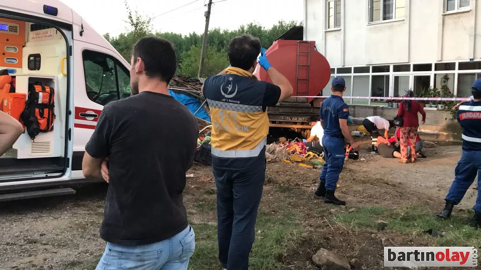 İtfaiye aracı dehşet saçtı