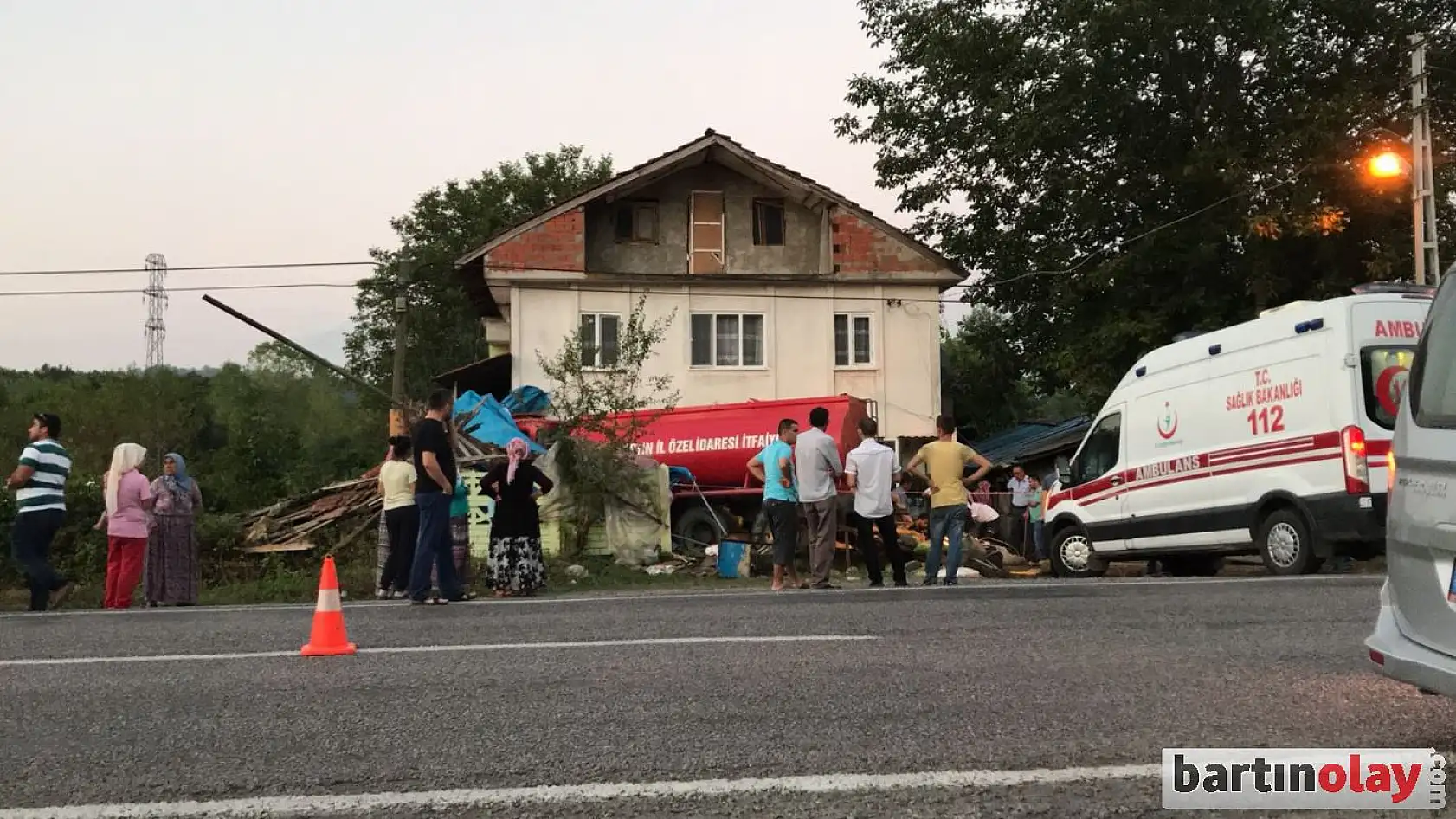 İtfaiye aracı dehşet saçtı