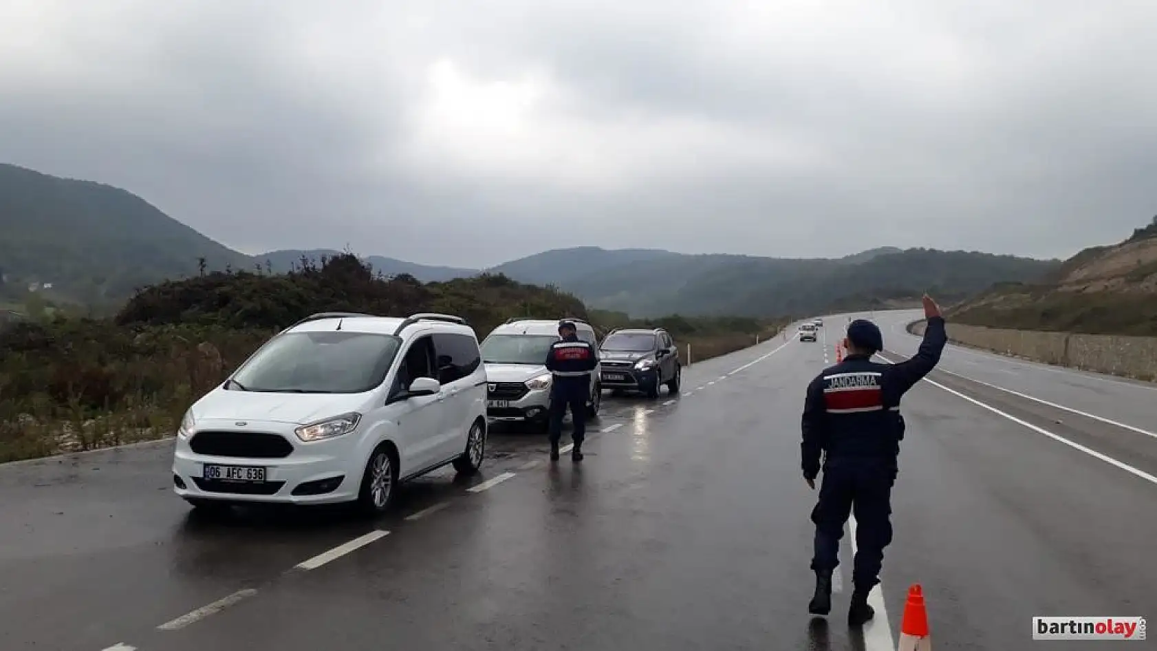 Jandarma denetimleri arttırdı