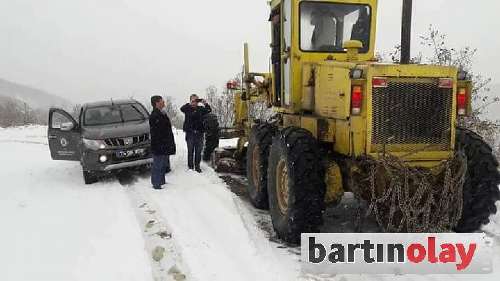 Kar nedeniyle o köyde yollar kapandı