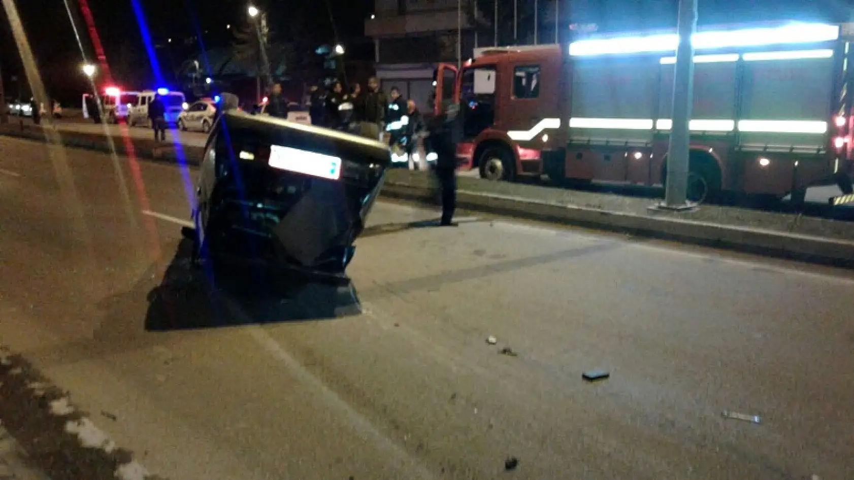 Kontrolden çıkarak takla ttı