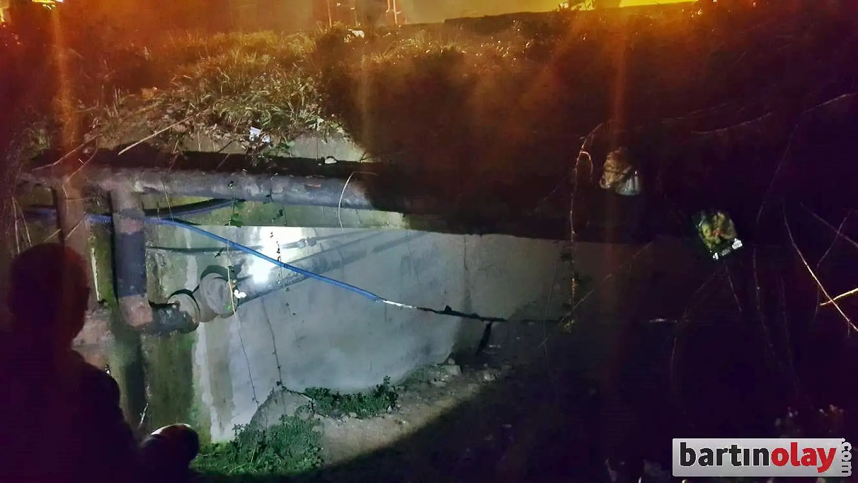 Köprü altında dumanı hesaba katmadı