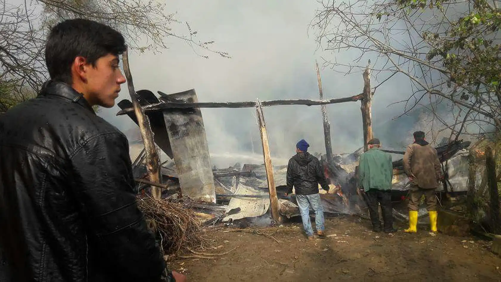 Kumluca'da Feci Yangın!