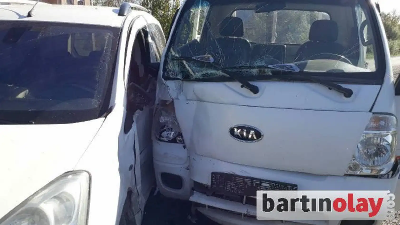 Öğle vaktinde 2 kaza birden