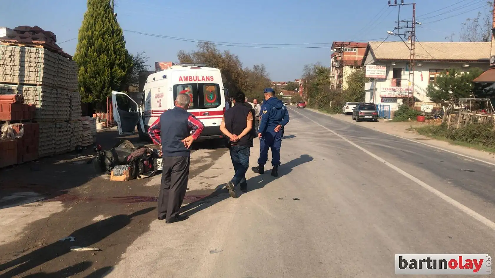 Otomobil ile motosiklet çarpıştı, 1 yaralı