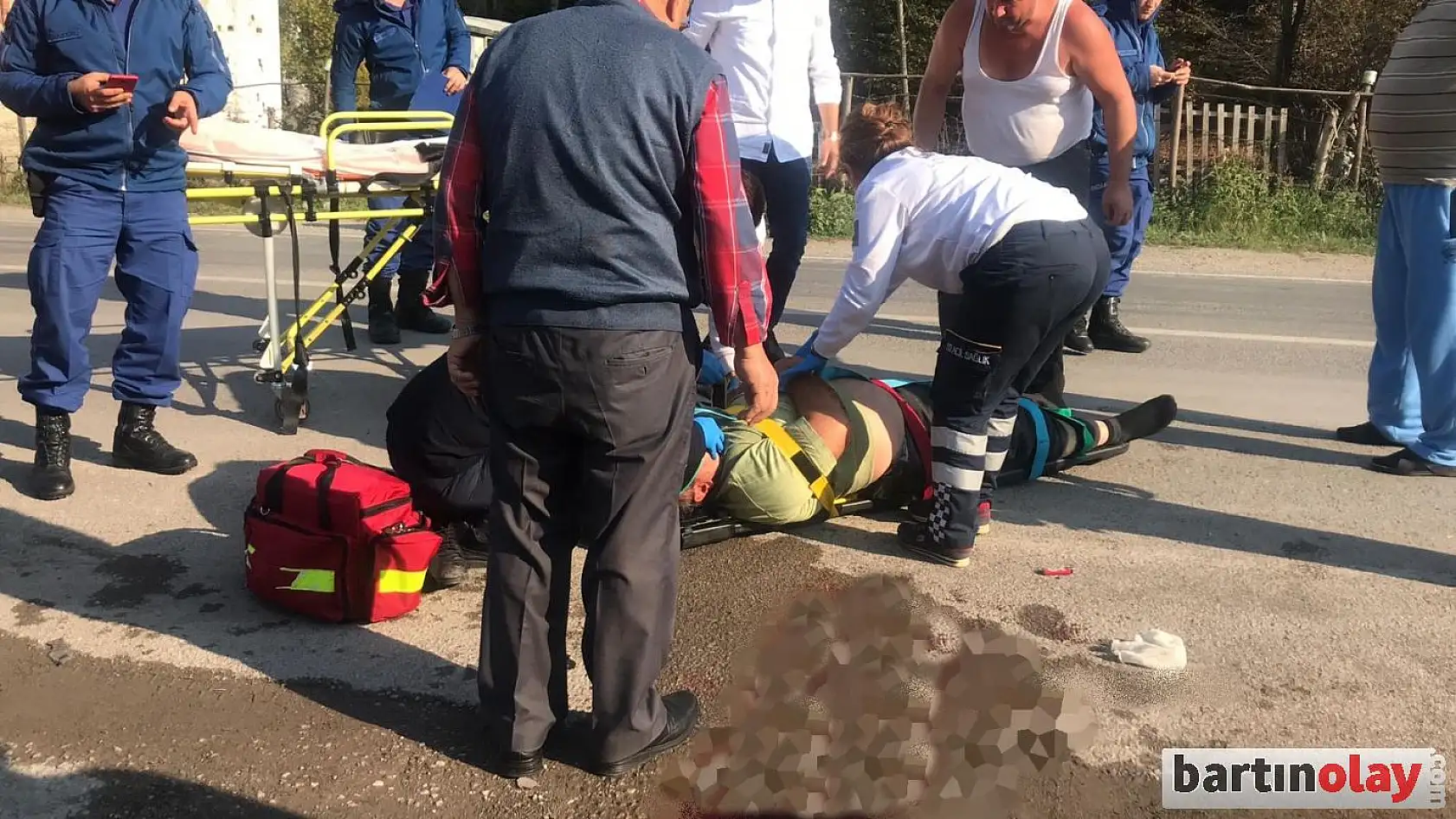 Otomobil ile motosiklet çarpıştı, 1 yaralı