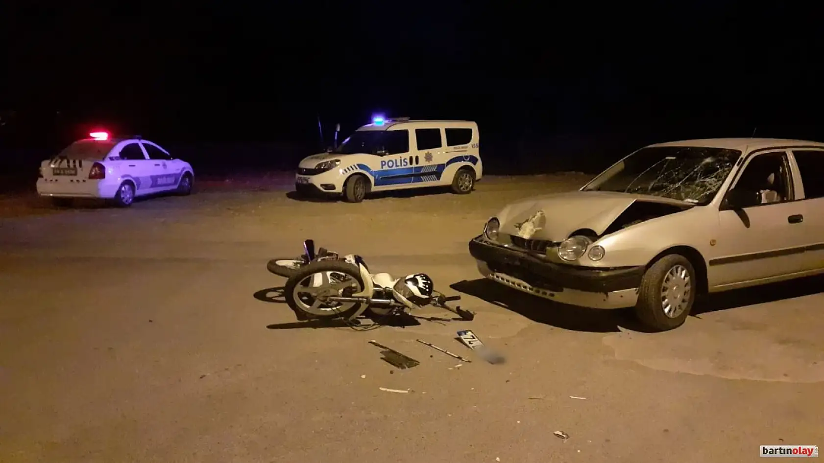 Otomobil ile motosiklet çarpıştı, 1 yaralı