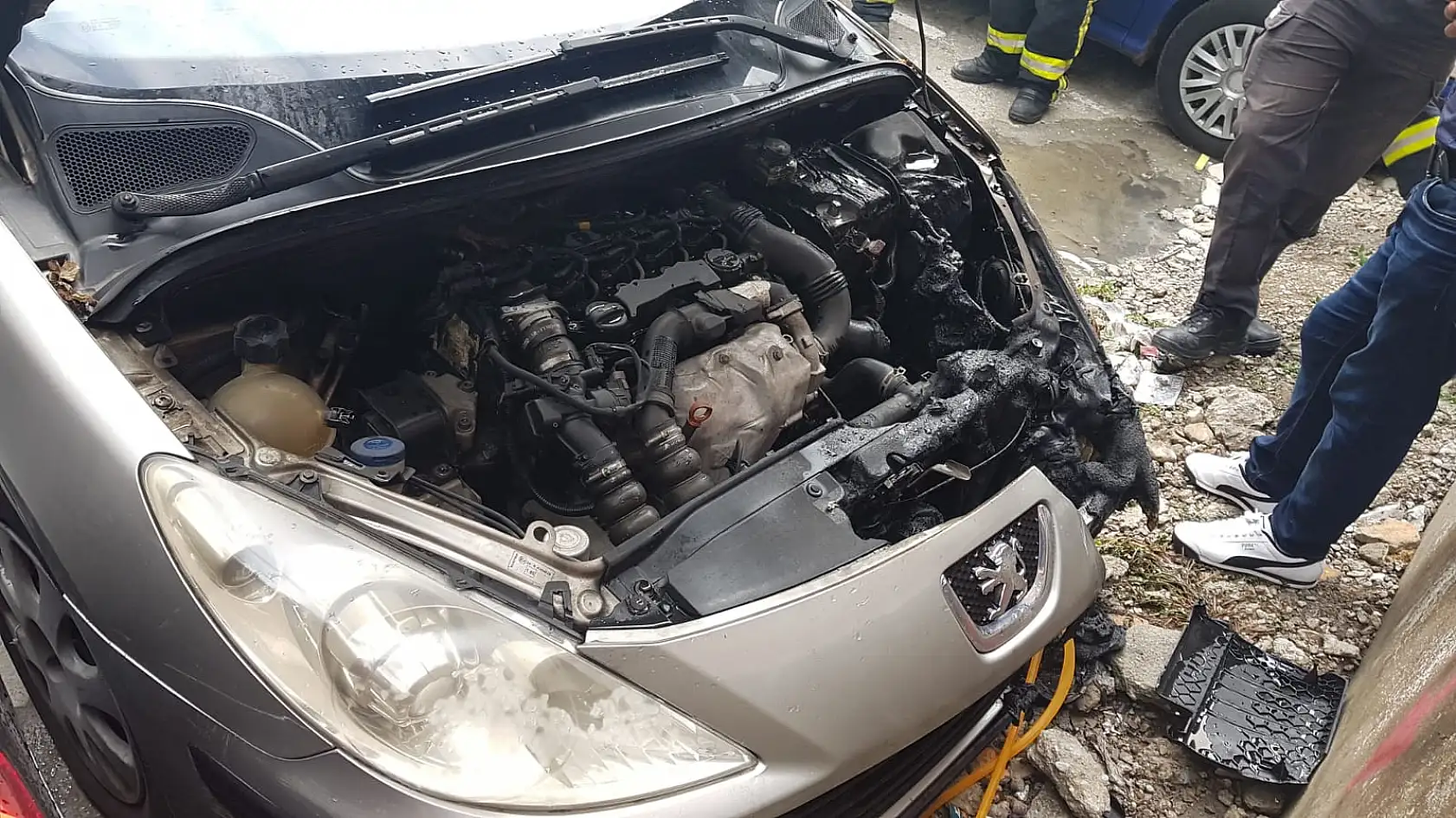 Otoparkta korku dolu anlar