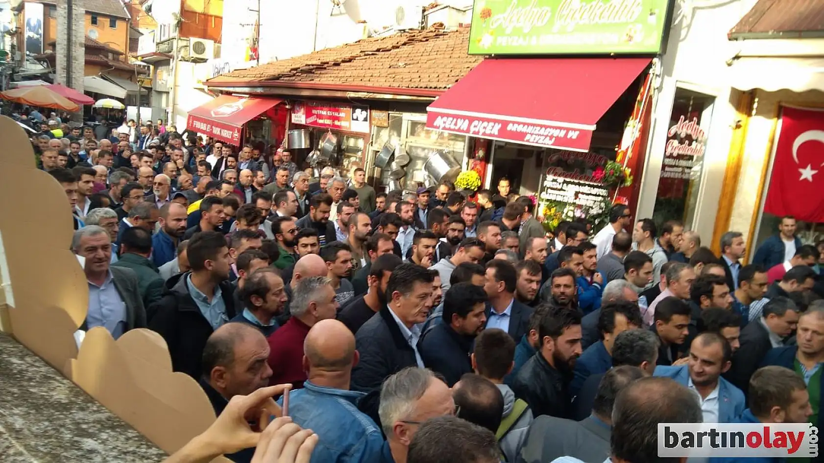 Turgut Genç, son yolculuğuna uğurlandı