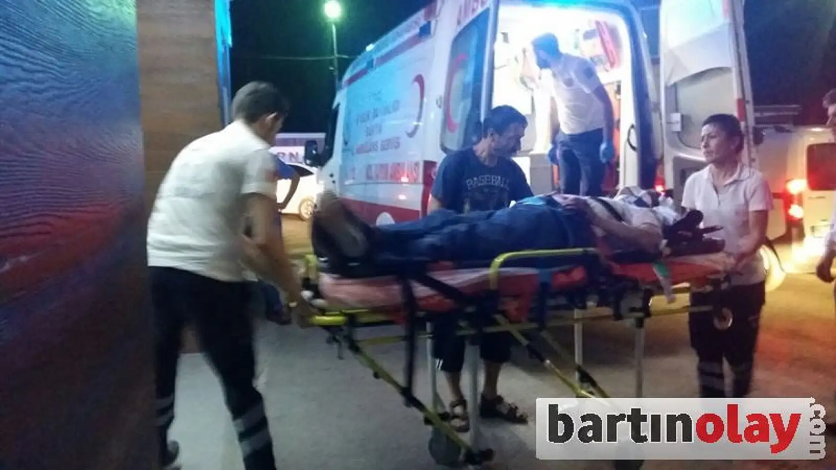 Uçuruma yuvarlandı, 3 yaralı