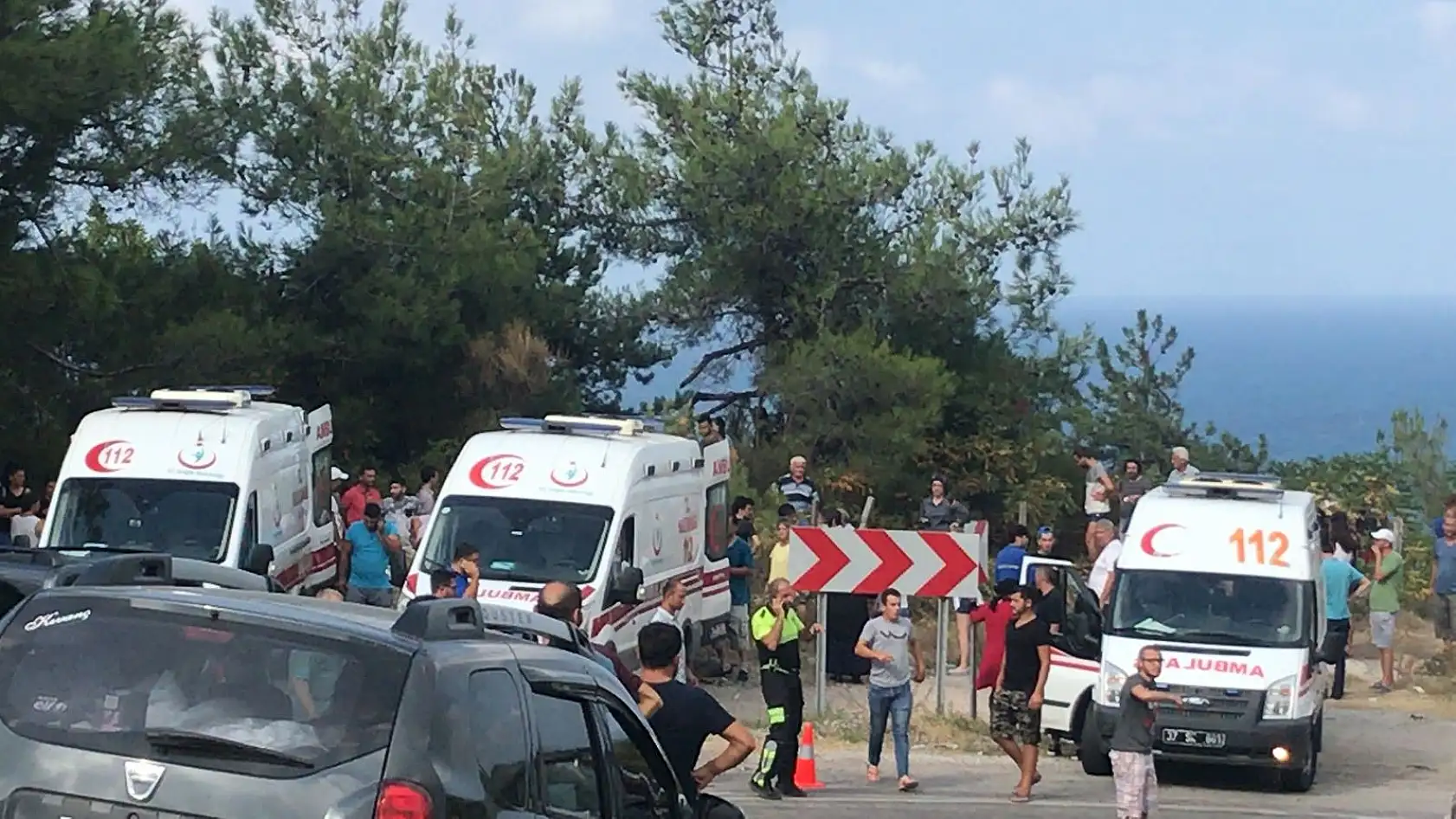 Yolcu minibüsü şarampole uçtu