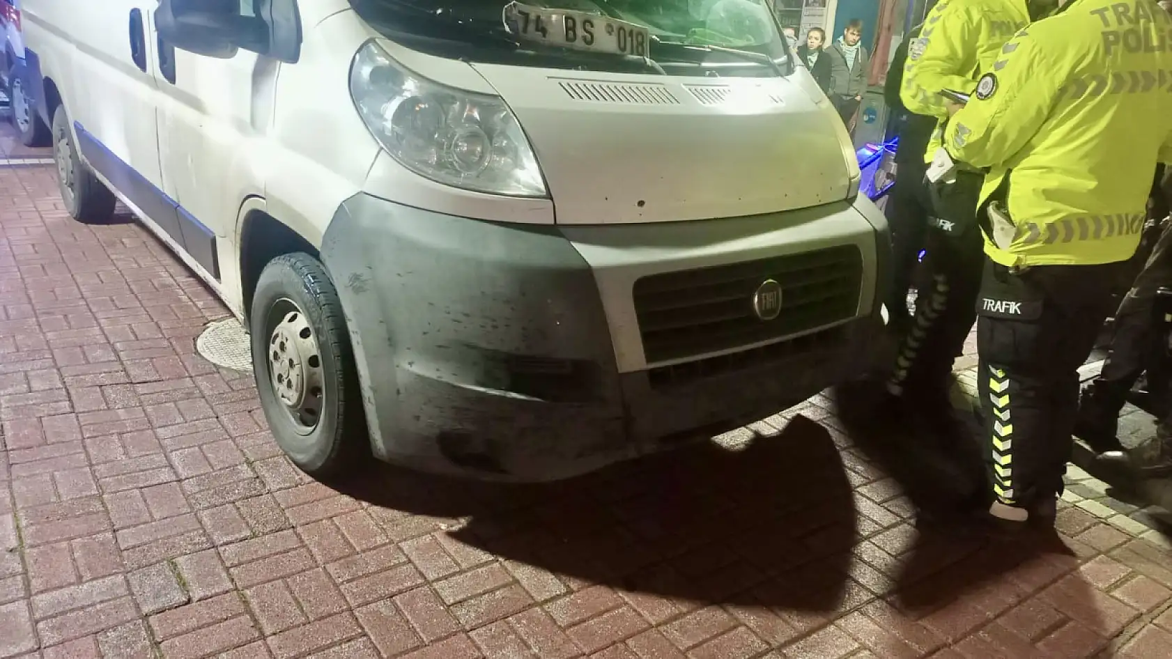 Çarşı merkezinde kaza