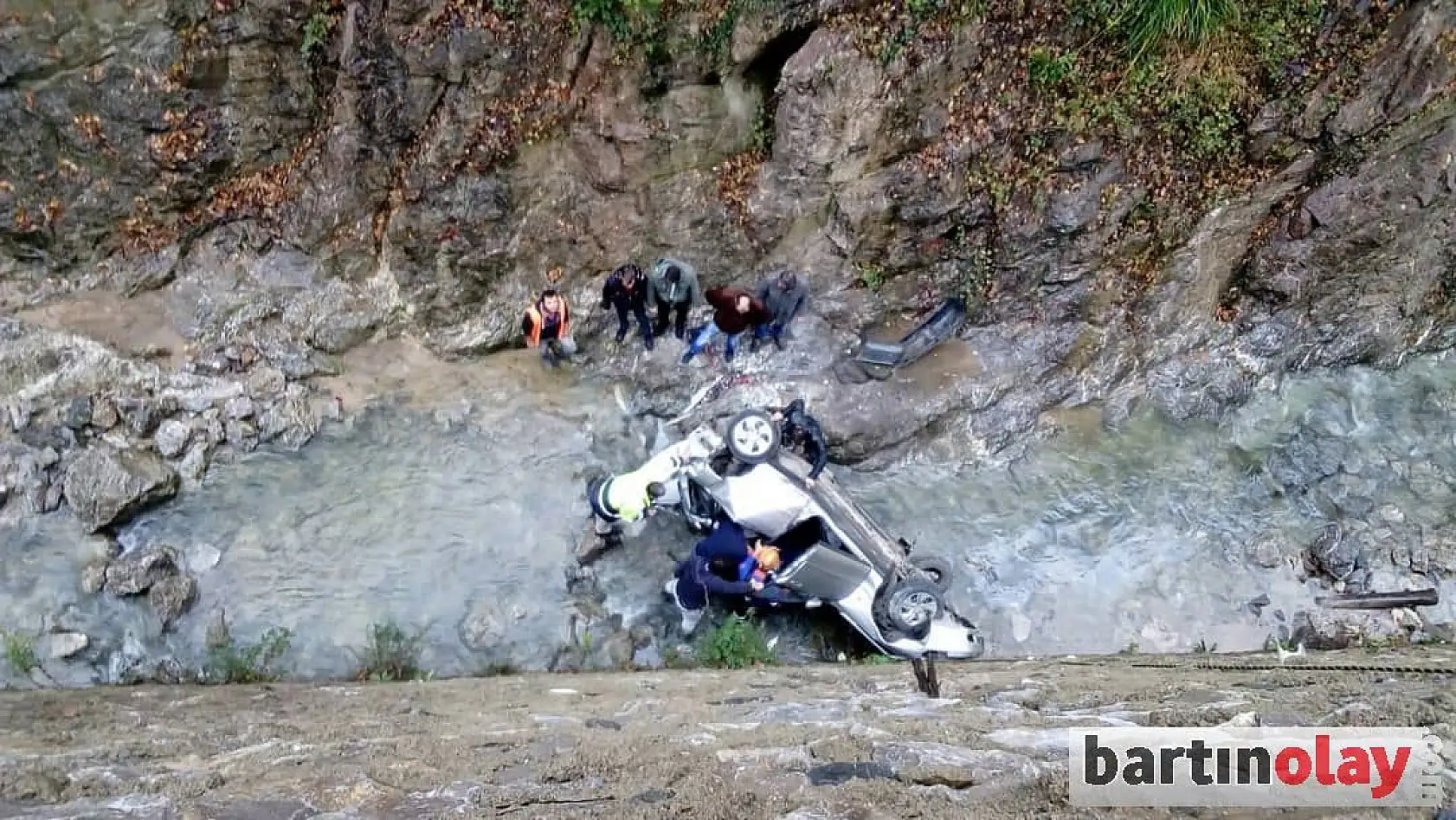 Feci kazada anne öldü, oğlu yaralandı