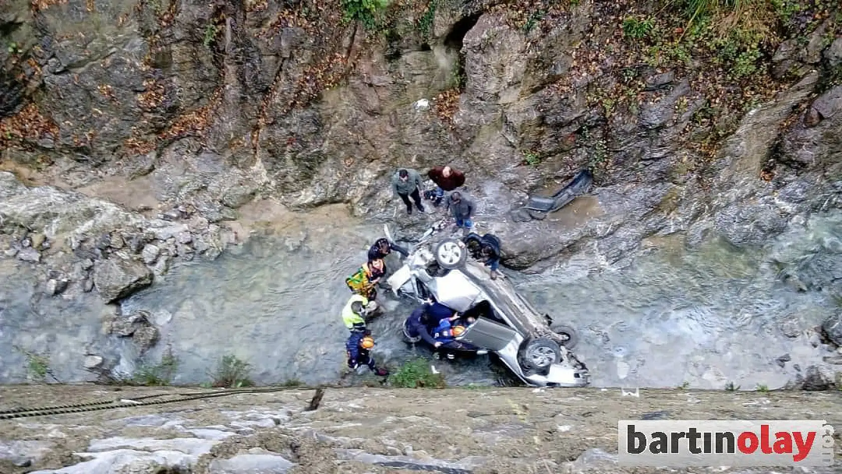 Feci kazada anne öldü, oğlu yaralandı