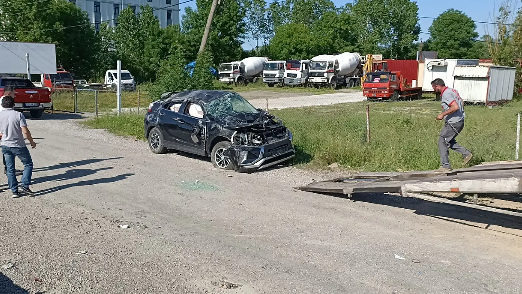 İş adamı ve yeğeni ölümden döndü