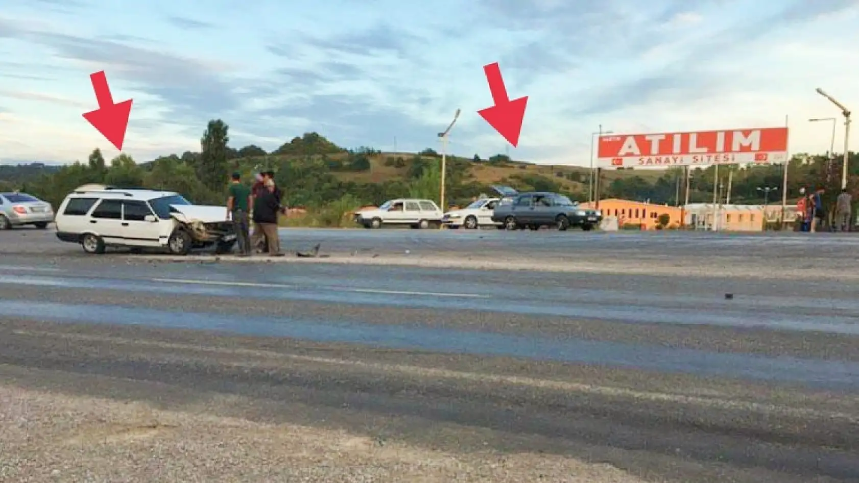 Atılım sanayi sitesi önünde kaza